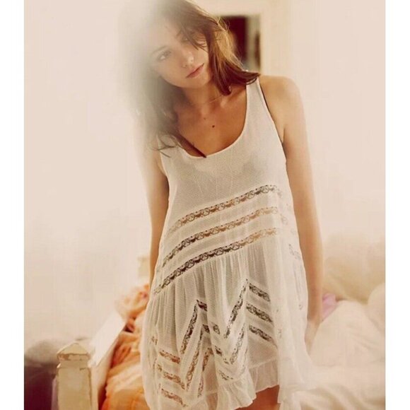 INTIMATELY Free People Women Dress Size S White Voile Trapeze Feminine Flowy - Picture 1 of 11